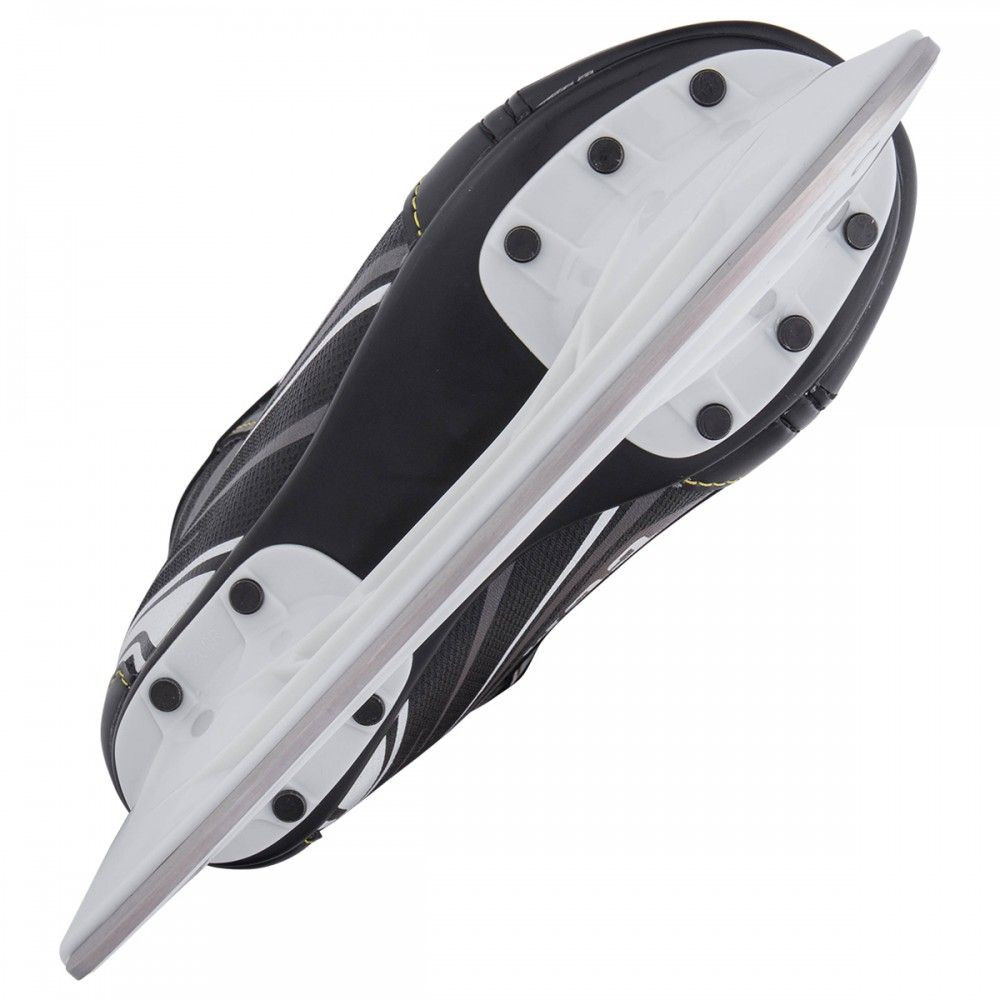 Ccm Tacks 9040
