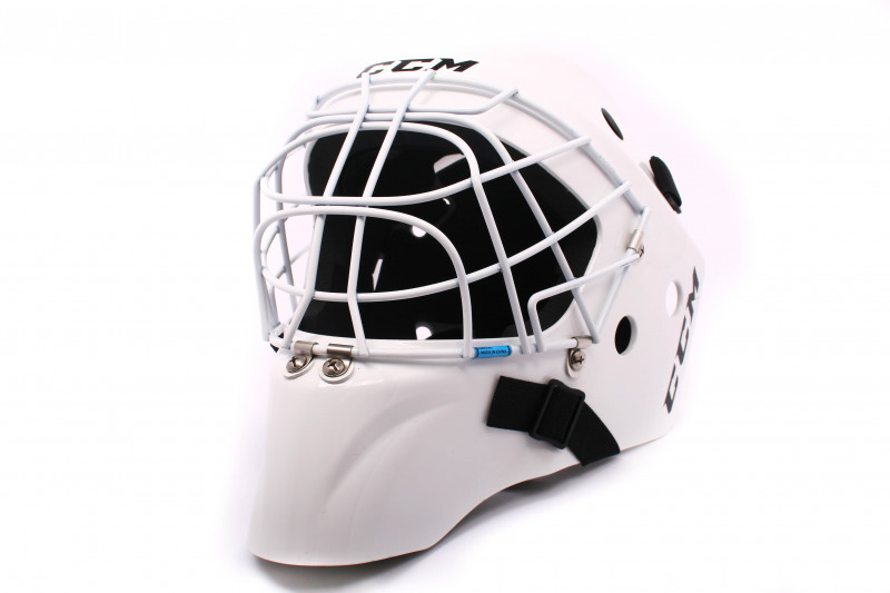 CCM 7000 Youth Certified Cat Eye Goalie Mask