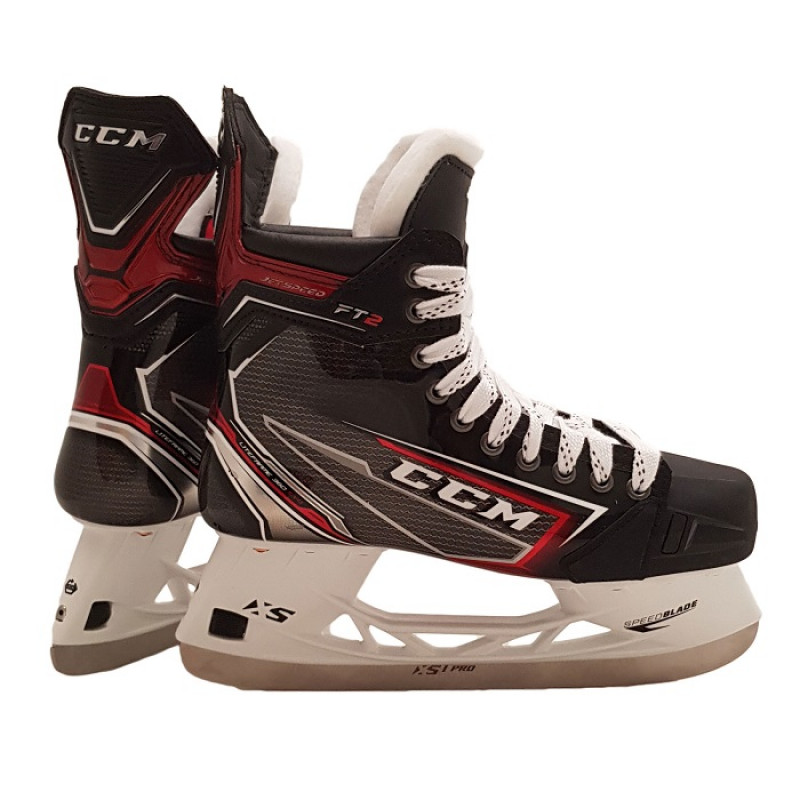 Skates ccm deals